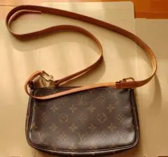 Item thumbnail for item 120bb86b-706a-403e-8aeb-0fc88035fe8b