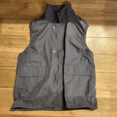 グレー ナイロン ベスト ジッパー付き