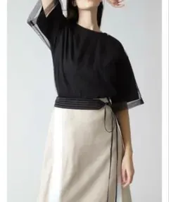 定価3万　ADORE（アドーア）チュールレイヤードカットソー　Tシャツ　ブラックのサムネイル