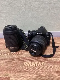 Nikon D3000 ダブルズームキット デジタル一眼レフ 本体のサムネイル