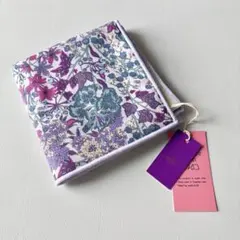 新品●LIBERTY フラワーパターン タオルハンカチ パープルのサムネイル