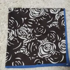 GIVENCHY バラ柄ハンカチ