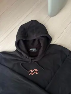 ビラボンパーカー