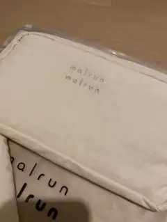 malrun ポーチ ホワイト