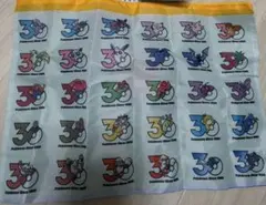 ポケモン 30周年 ポーチでらっくす 緑 グリーン