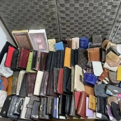 財布 キーホルダーなど　超大量セット