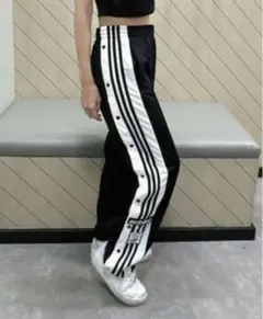 【BLACKPINK着用】adidas アディブレイク トラックパンツ 黒 XS