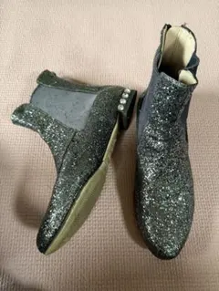 miumiu グリッターシルバー ジッパーブーティのサムネイル