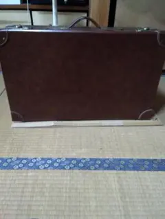 Item thumbnail for item bda27fc5-66c9-435d-8a10-9bf96bc99211