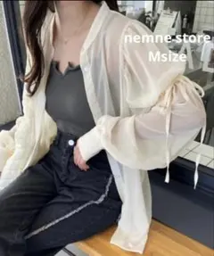 【翌日発送】nemne store ボリューム袖リボンシアーシャツ アイボリーMのサムネイル