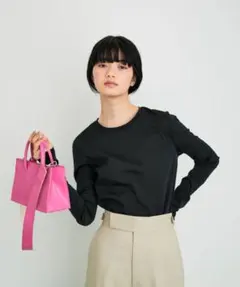 【今期販売中】アダムエロペ　ストレッチタフタロングTee　ブラックのサムネイル