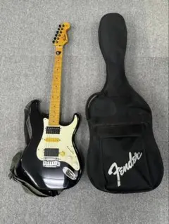 Fender フェンダー　Stratocaster エレキギター Hシリアルのサムネイル