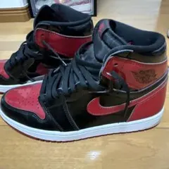 NIKE AIR JORDAN 1 RETRO HIGH OG ブレッドパテント