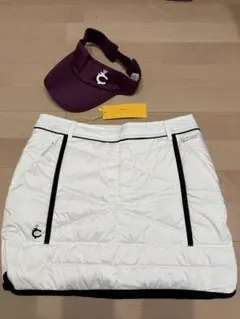 ホワイトスカートとパープル帽子セット 70