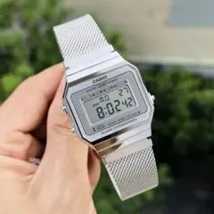 カシオ　デジタル腕時計　（新品）海外モデル　レトロデザイン　シルバーのサムネイル