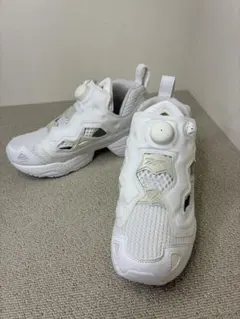 【未使用級・極美品】ポンプフューリー 95 ホワイト 23.0cm 白