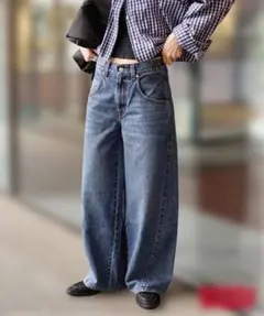 ダークブルーワイドレッグデニムパンツ