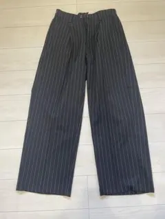 黒と白のストライプ スラックス LL