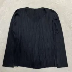 pleats please プリーツプリーズ　カーディガン　3 プリーツ　日本製のサムネイル