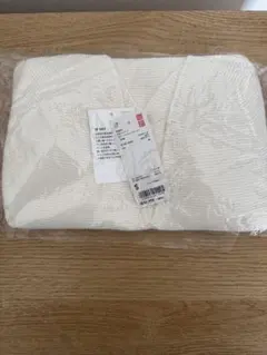 新品UNIQLO 3D KNIT コットンノースリーブセーター Sサイズ