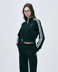 NDY NERDY クロップドトラックジャケット　韓国　韓国ファッション　y2kのサムネイル