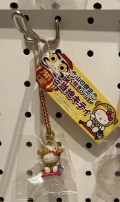 smile様専用ページ⭐︎ ご当地キティストラップなど2個セット