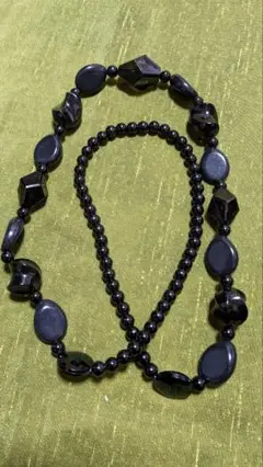 ネックレスブラック