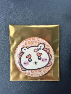 ちいかわ　ギラギラ缶バッジ　シーサー