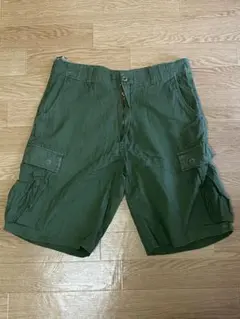 カーゴショートパンツ オリーブグリーン - メルカリ
