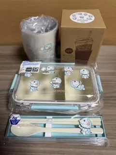 【新品】ドラえもん 抗菌ランチボックス＆カトラリー＆タンブラー 3点セット