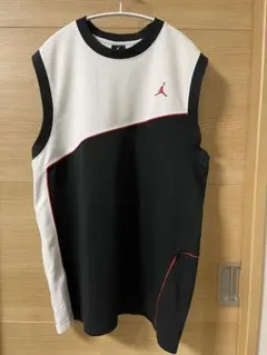 Item thumbnail for item 166de18a-0e14-400f-bae5-89e6ca140e68