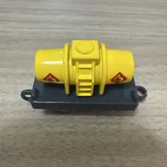 カプセルプラレール トーマス　タンク車