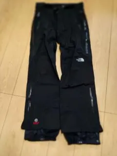 定価5万超えノースフェイス ゴアテックス　サミット　防水撥水スキースノボーパンツのサムネイル