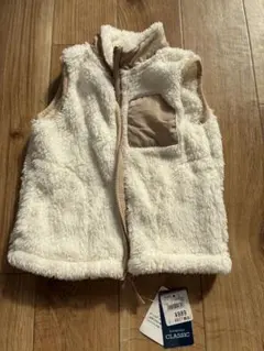 ホワイト フリース ベビーベスト　西松屋