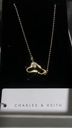 CHARLES & KEITH ブラッシュゴールドネックレス【お値下げ中】