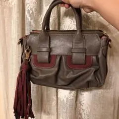 ショルダーバッグ ハンドバッグ　フリンジ付き