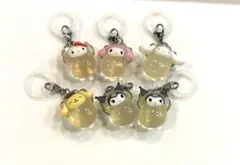 サンリオ　なりきりオイスター　めじるしアクセサリー　６個