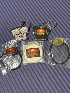 B'z ガチャ 2013 エンドレスサマー キーホルダー ヘアゴム 5点のサムネイル