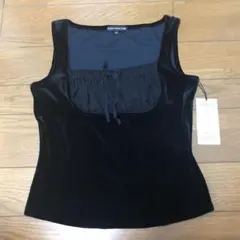 新品タグ付き　フォクシー  ベロア　トップスのサムネイル