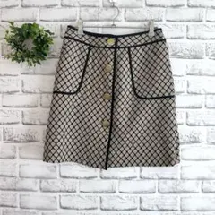 ROPE ロペ★ミニスカート（S） ベージュ タイトスカート 台形 金ボタンのサムネイル
