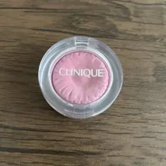 Clinique チーク