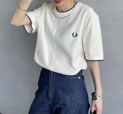 FRED PERRY ティップライン ワンポイントロゴ刺繍クレープピケTシャツのサムネイル