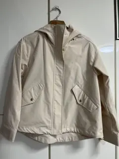 GU マウンテンパーカー アイボリー Sサイズ