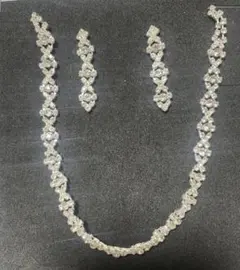 クリスタルビーズ ネックレスとイヤリングセット