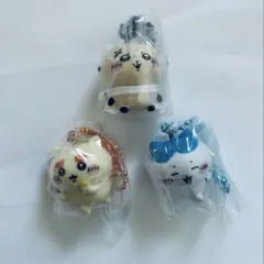 ちいかわ　マスコットつきビスケット　ハチワレ　シーサー　ラッコ