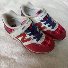 New Balance キッズ スニーカー レッド/ネイビー17.5センチ