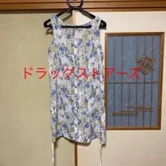 ドラッグストアーズ　花柄袖なしワンピース　ホワイト
