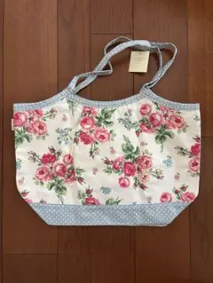 新品タグ付き　ローラアシュレイ　バッグ