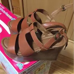 2年前に購入。2回しか履いていません。のサムネイル