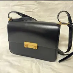 早い者勝ち⭐️H&M ショルダーバッグ　ブラック